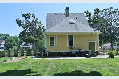 121  Grace St, Sharon, WI 53585 - Photo 25