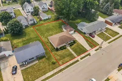 809  New York Ave, Oostburg, WI 53070 - Photo 23