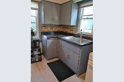 5224 N 47th St, Milwaukee, WI 53218 - Photo 9