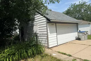 5224 N 47th St, Milwaukee, WI 53218 - Photo 7