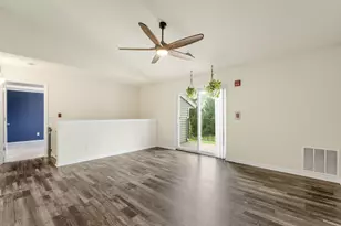 N110W17155 Ashbury Ln, Germantown, WI 53022 - Photo 3