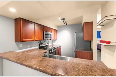 N110W17155  Ashbury Ln #6, Germantown, WI 53022 - Photo 7