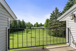 N110W17155 Ashbury Ln, Germantown, WI 53022 - Photo 19