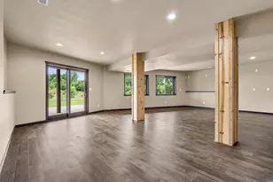 W25377 Park Rd, Trempealeau, WI 54661 - Photo 51
