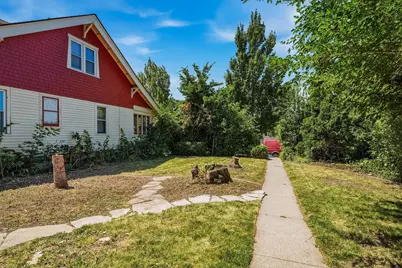 2118 S 68th St, West Allis, WI 53219 - Photo 27