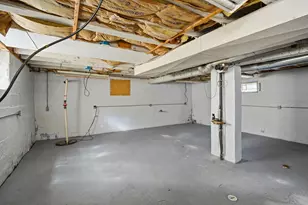 2118 S 68th St, West Allis, WI 53219 - Photo 25