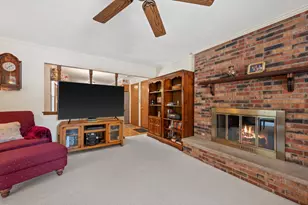 2205 Cottage Ct, Waukesha, WI 53188 - Photo 19