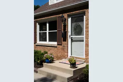 9420 W Saint Paul Ave, Milwaukee, WI 53226 - Photo 3