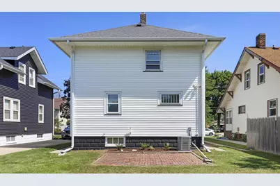 2101  74th St, Kenosha, WI 53143 - Photo 19