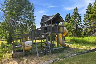 9010 N Upper River Ct, River Hills, WI 53217 - Photo 105