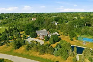 9010 N Upper River Ct, River Hills, WI 53217 - Photo 11
