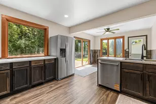 3541 Circle Dr, Richfield, WI 53033 - Photo 9