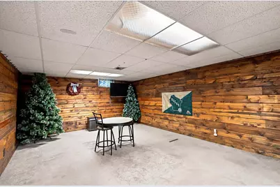 1416 W Washington Ave, Cleveland, WI 53015 - Photo 17