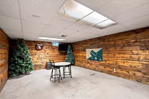 1416 W Washington Ave, Cleveland, WI 53015 - Photo 17