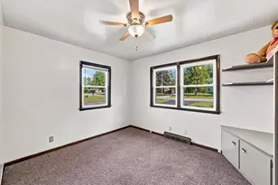 1416 W Washington Ave, Cleveland, WI 53015 - Photo 7