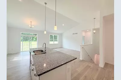 1578  Meadowview Ct, Whitewater, WI 53190 - Photo 5