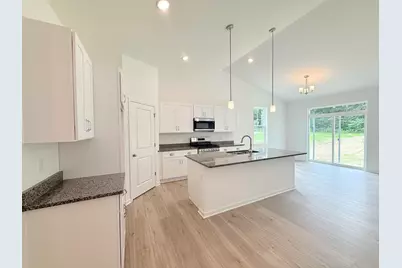 1578  Meadowview Ct, Whitewater, WI 53190 - Photo 3