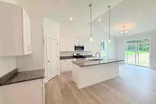1578 Meadowview Ct, Whitewater, WI 53190 - Photo 3