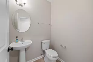 1567 Meadowview Ct, Whitewater, WI 53190 - Photo 9