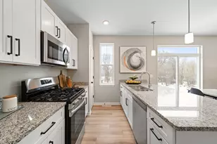 1567 Meadowview Ct, Whitewater, WI 53190 - Photo 5