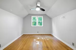 1429 W Homestead Trail, Mequon, WI 53092 - Photo 17