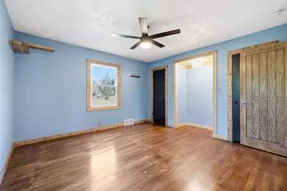 1429 W Homestead Trl, Mequon, WI 53092 - Photo 11