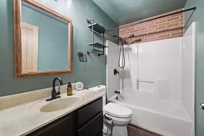 1429 W Homestead Trl, Mequon, WI 53092 - Photo 19