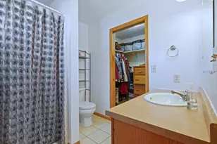1041 Kristy Ln, Onalaska, WI 54650 - Photo 11