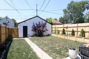 2479 S 10th St, Milwaukee, WI 53215 - Photo 5