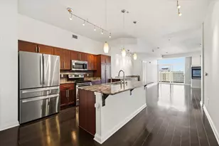 106 W Seeboth St, Milwaukee, WI 53204 - Photo 5