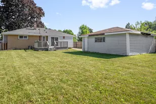 7719 W Winfield Ave, Milwaukee, WI 53218 - Photo 19