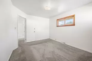 7719 W Winfield Ave, Milwaukee, WI 53218 - Photo 11