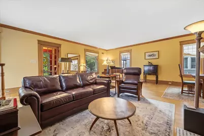 324  St Clair Ave, Sheboygan, WI 53081 - Photo 9