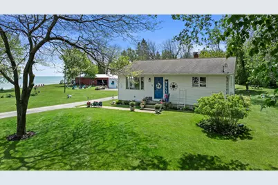 7907  Irish Rd, Two Creeks, WI 54241 - Photo 5