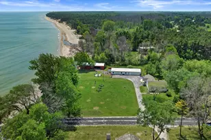 7907 Irish Rd, Two Creeks, WI 54241 - Photo 3