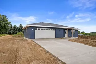 120 Ervalice Ct, Random Lake, WI 53075 - Photo 31