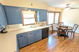 3235 S 123rd St, West Allis, WI 53227 - Photo 9