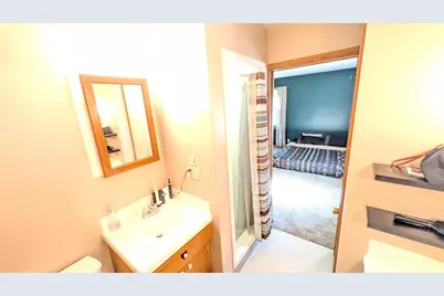 3235 S 123rd St, West Allis, WI 53227 - Photo 25