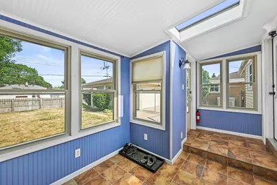 3246 S 86th St, Milwaukee, WI 53227 - Photo 23