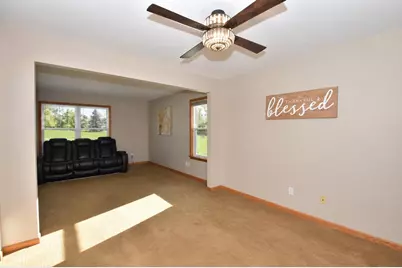 W142N9823  Amber Dr, Germantown, WI 53022 - Photo 15