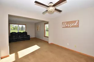 W142N9823 Amber Dr, Germantown, WI 53022 - Photo 15