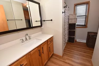 W142N9823  Amber Dr, Germantown, WI 53022 - Photo 19