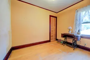 922 S 57th St, West Allis, WI 53214 - Photo 15