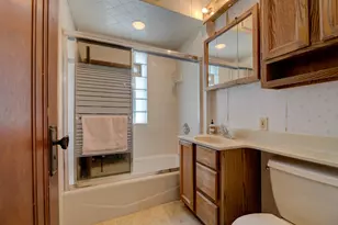 922 S 57th St, West Allis, WI 53214 - Photo 13