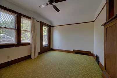 922 S 57 St, West Allis, WI 53214 - Photo 25