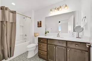 8735 S Bell Meadow Ct, Franklin, WI 53132 - Photo 25