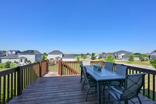 8735 S Bell Meadow Ct, Franklin, WI 53132 - Photo 11