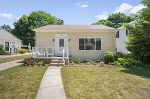 166 N 91st Pl, Milwaukee, WI 53226 - Photo 1