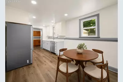 166 N 91st Pl, Milwaukee, WI 53226 - Photo 13
