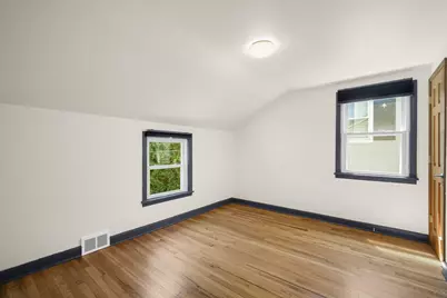 166 N 91st Pl, Milwaukee, WI 53226 - Photo 19